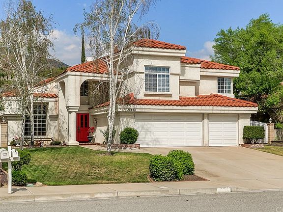5th image of 28630 Sheffield Dr