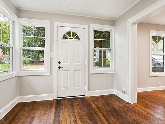 2nd image of 656 Charlotte Pl NW