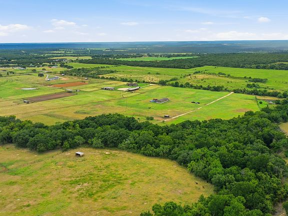 4th image of 660 County Road 127