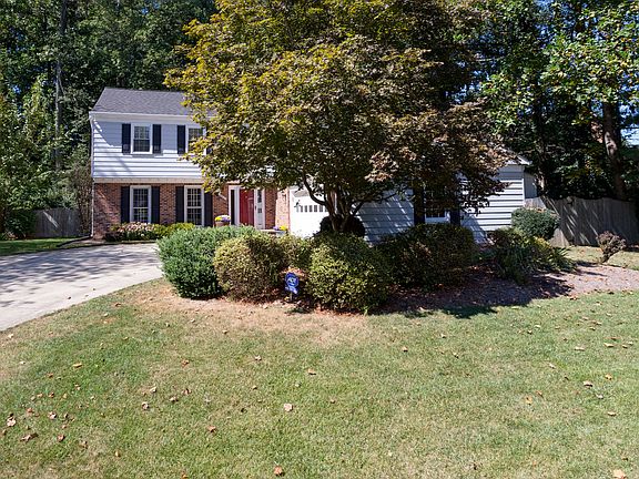Front of Home/ Front Yard