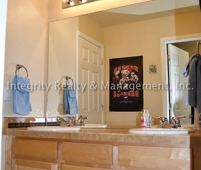 10328 Longwood Way — Photo 26