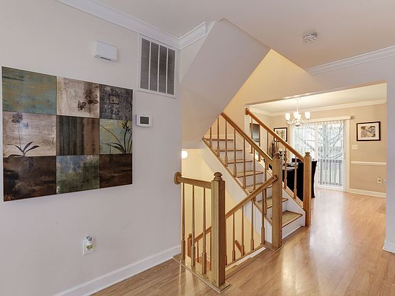 2nd image of 2297 Canteen Cir