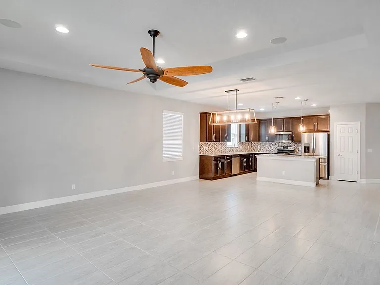 2751 Mead Ave — Photo 7