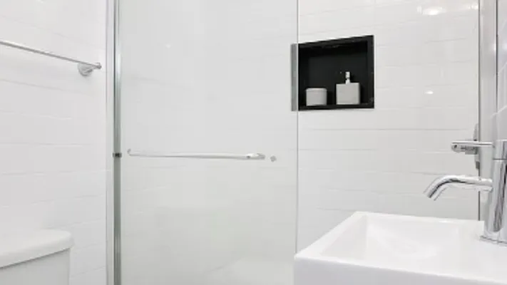 Rented by Nooklyn NYC LLC | media 54