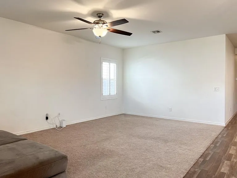 4590 W Foldwing Dr — Photo 14