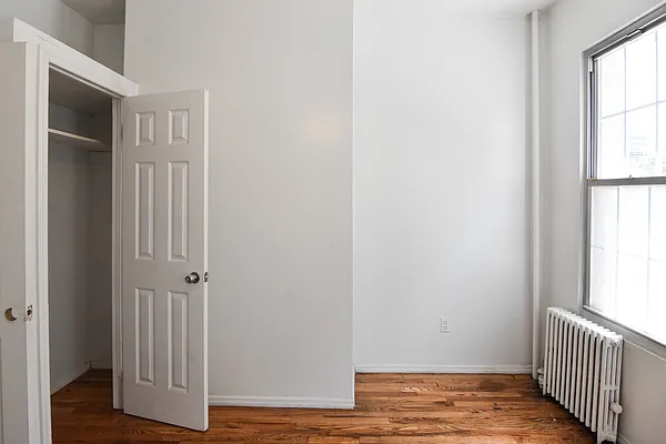 Rented by The Agency | media 13