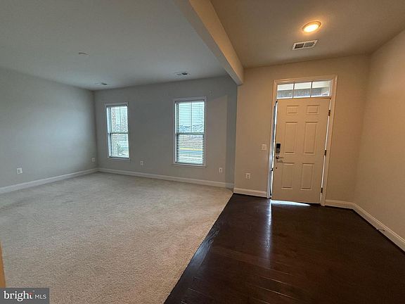 3rd image of 17109 Branched Oak Rd