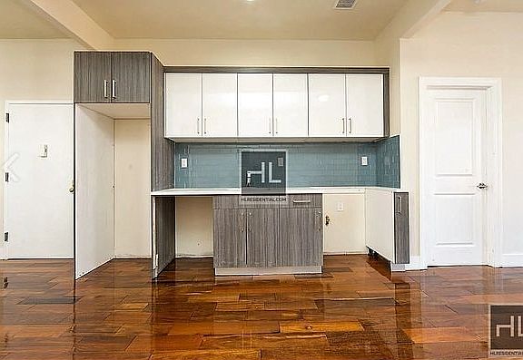 3rd image of 1860 Prospect Pl APT 1