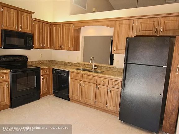 3rd image of 7144 Brookwood Blvd