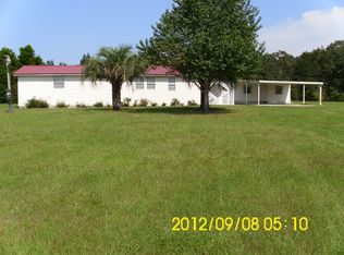 215 Spears Cir, Defuniak Springs, FL 32433