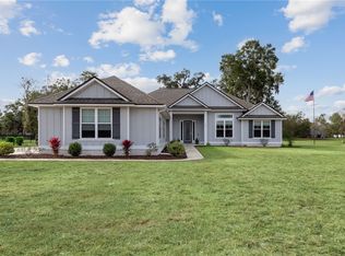 321 Harbour Island Cir, Waverly, GA 31565