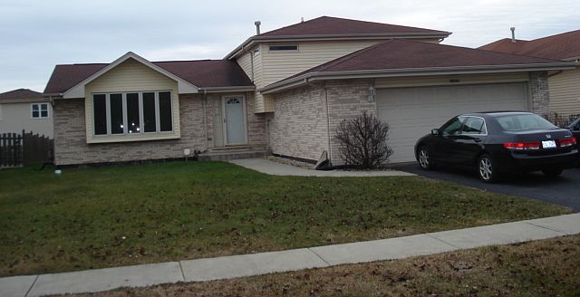 1st image of 18001 Lavergne Ave