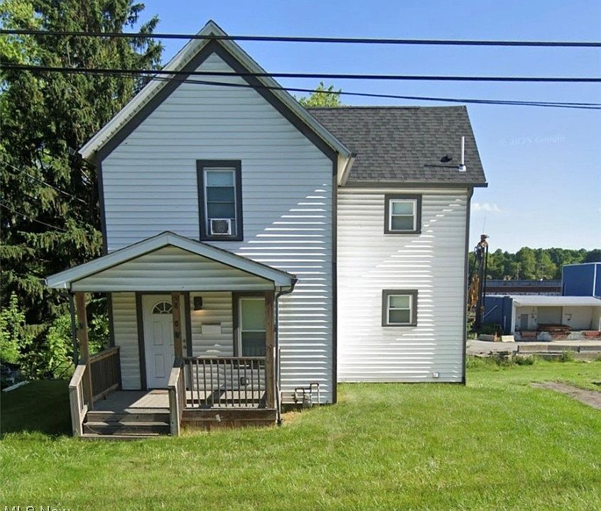 1st image of 850 E Taggart St