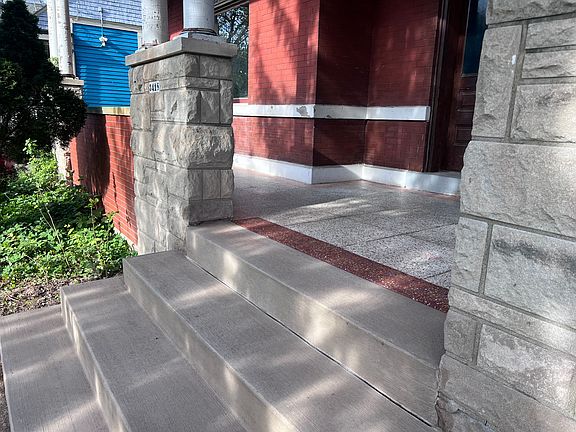 3rd image of 3418 Whitfield Ave #2