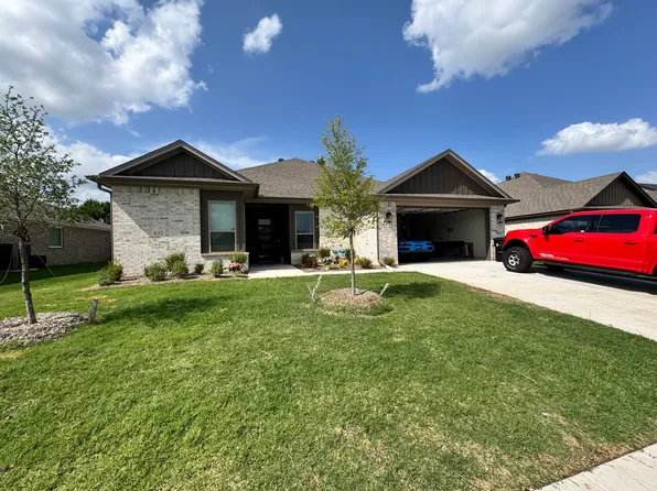 632 Mooney Dr, Saginaw, TX 76179