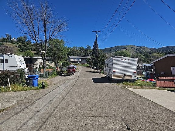 4th image of 6961 Colusa St