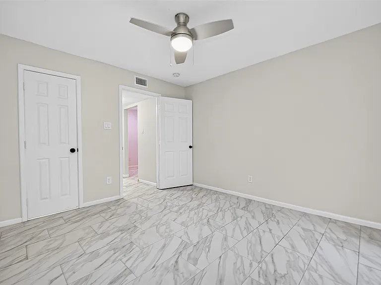 5929 Queensloch Dr #131 — Photo 22