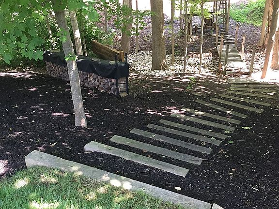 5th image of 712 Miamiview Ct