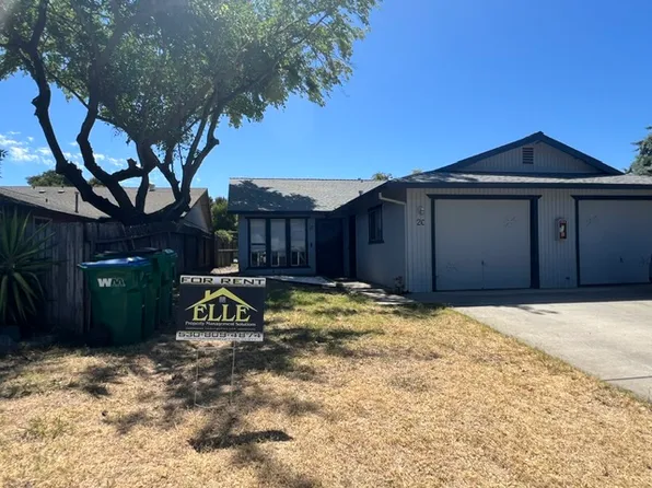 2 Carson St APT C, Chico, CA 95928