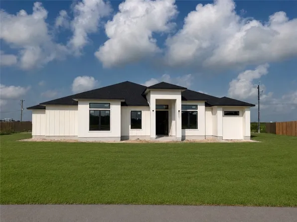 1525 Mariposa Ranch Dr, Corpus Christi, TX 78415