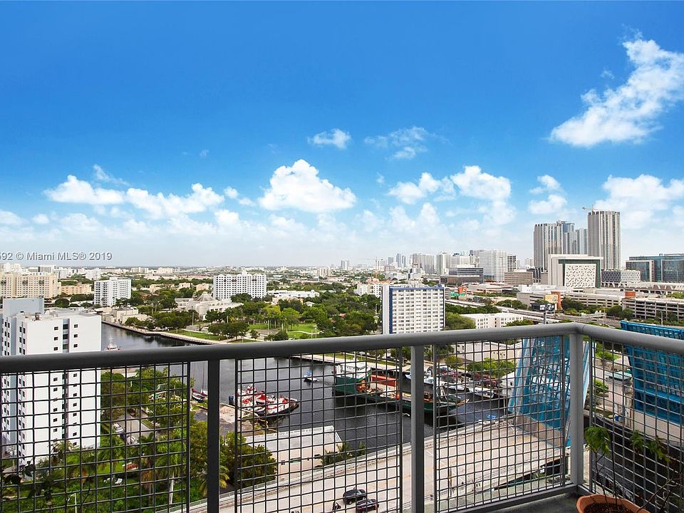 1st image of 10 SW South River Dr #12