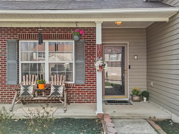 100 River Run Ct, Georgetown, KY 40324