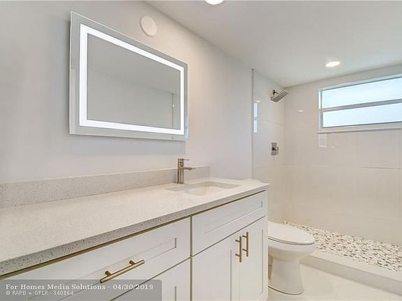 4th image of 14873 Cumberland Dr #2010
