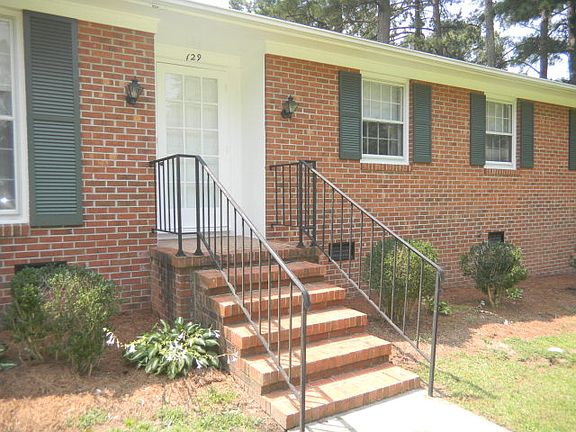 2nd image of 129 Avondale Ct