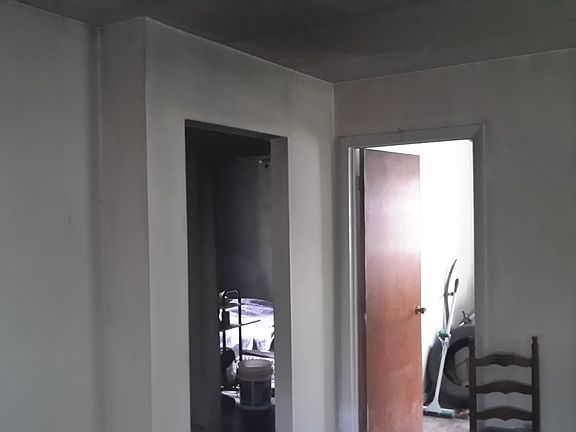 2nd image of 120 Morning Glory Ave