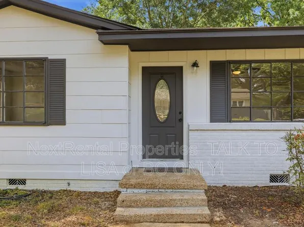2033 Carolyn Ln, Pearl, MS 39208