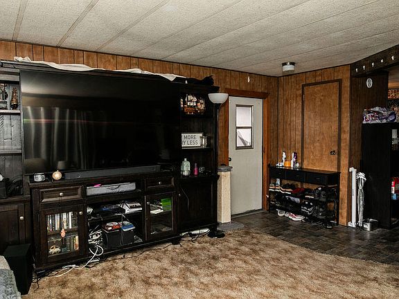 4th image of 2533 Terrmont St