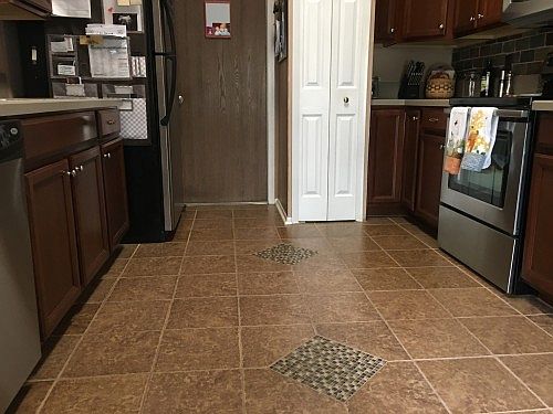 3rd image of 1397 Trollman Ave