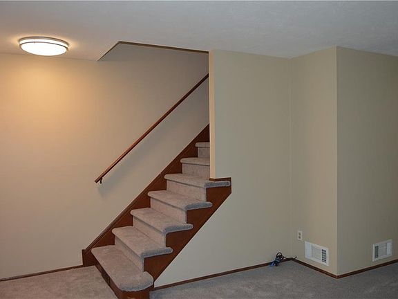 4th image of 4676 Country Ln APT 11