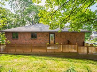 424 N Highland Ave, Oakdale, PA 15071