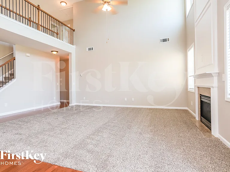 224 Woodmill Way SW — Photo 4
