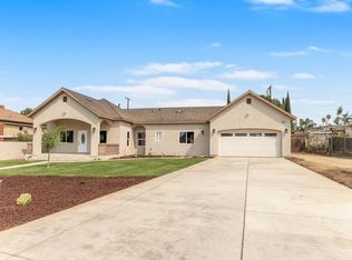 1215 S Sheridan St, Corona, CA 92882