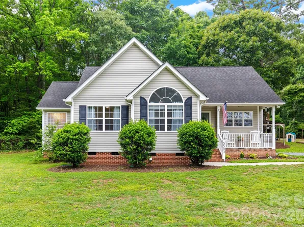5503 McWhorter Rd, Waxhaw, NC 28173