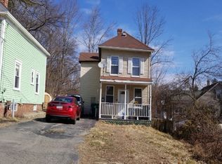 50 Spruce St, Clinton, MA 01510