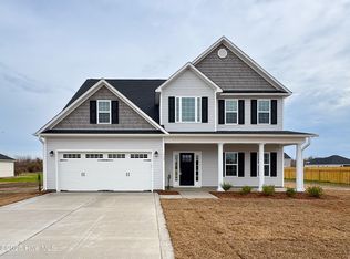712 Puppy Drum Ln, Maysville, NC 28555