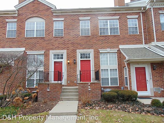 2nd image of 1521 Chesapeake Dr #1