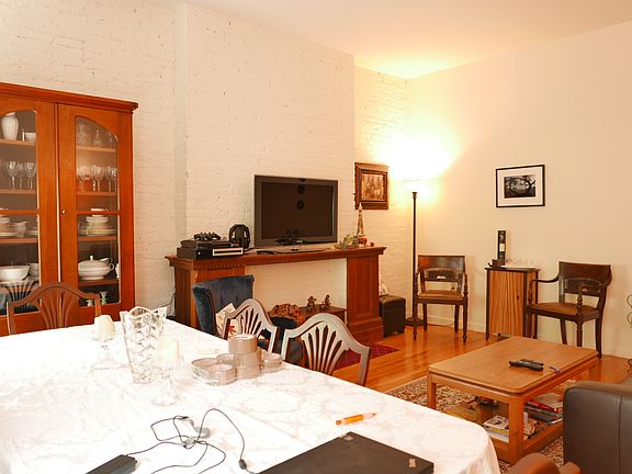 4th image of 42 W 83rd St APT 3C