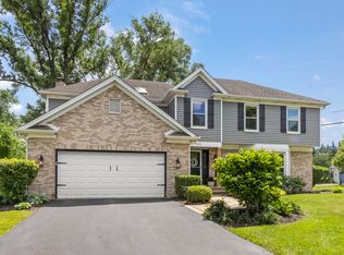 501 Graywood Dr, Lombard, IL 60148