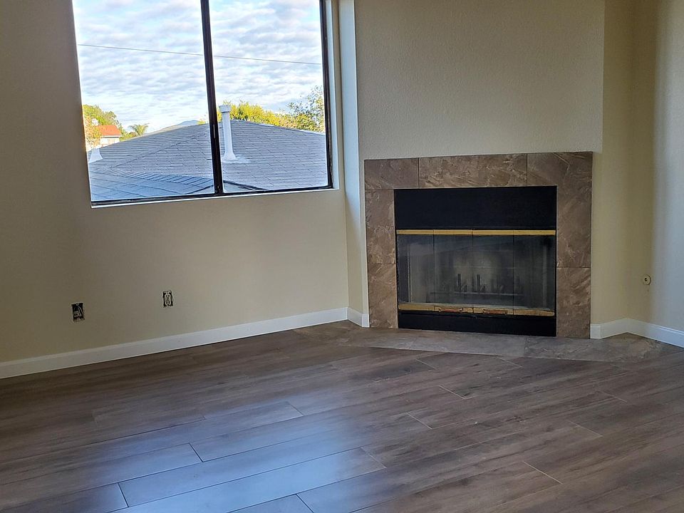 1st image of 3422 32nd St #2