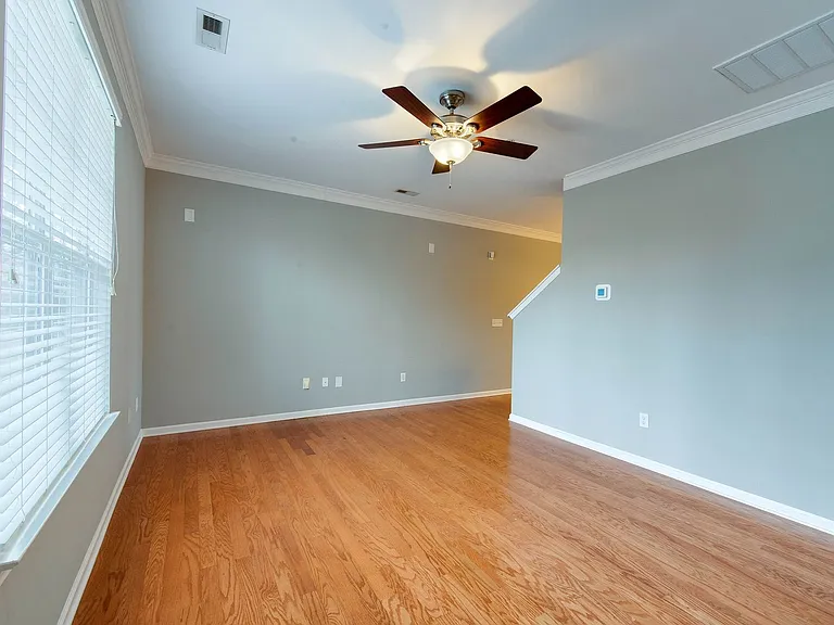 1508 Walnut View Dr — Photo 24