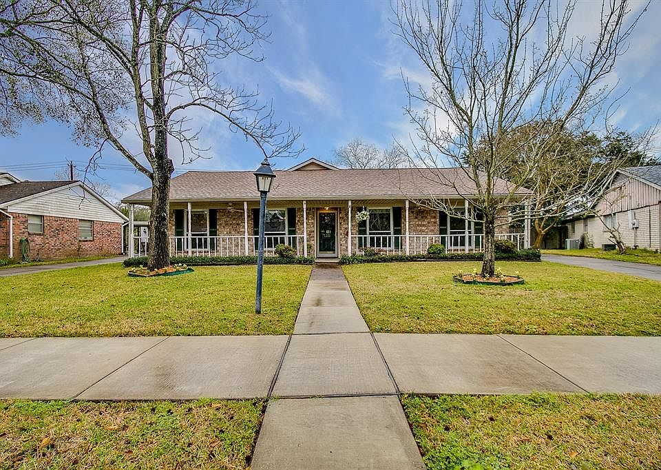 1st image of 10335 Sagerock Dr