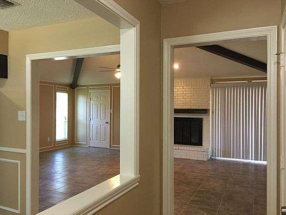 5th image of 424 Newcastle Dr