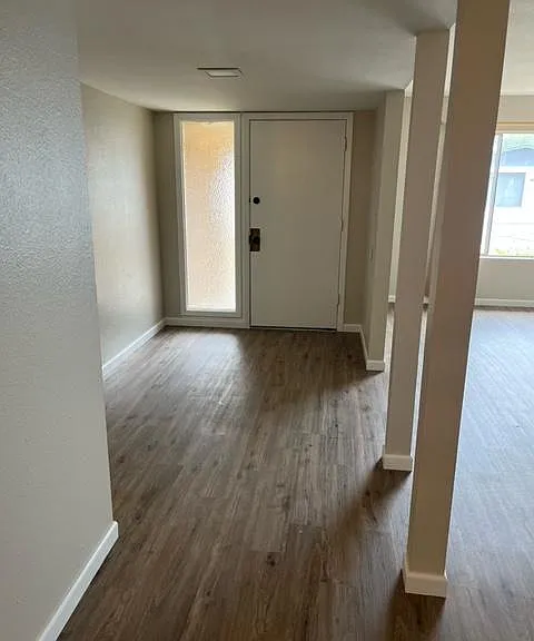 2171 E Palmcroft Dr — Photo 15
