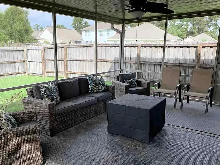 532 Glenway Dr — Photo 6