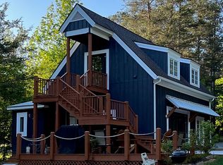 690 Chateau Estates Rd, Lavonia, GA 30553