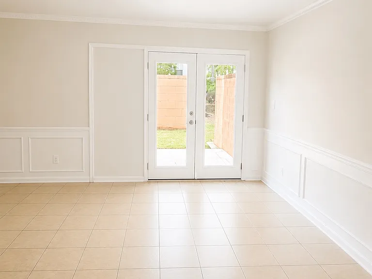 1175 Forest Vale Dr #3 — Photo 7
